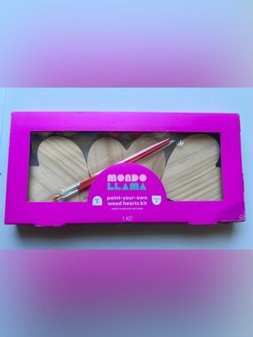 Mondo Llama Paint-Your-Own Wood Hearts Kit